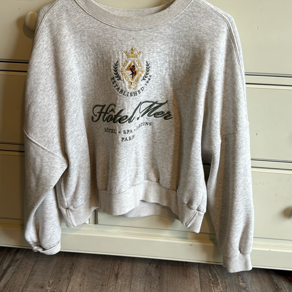 Abercrombie Graphic sweatshirt